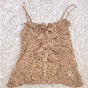 Forever 21 Floral Ruffle Beige Top | Spring | Spring florals | Ruffle